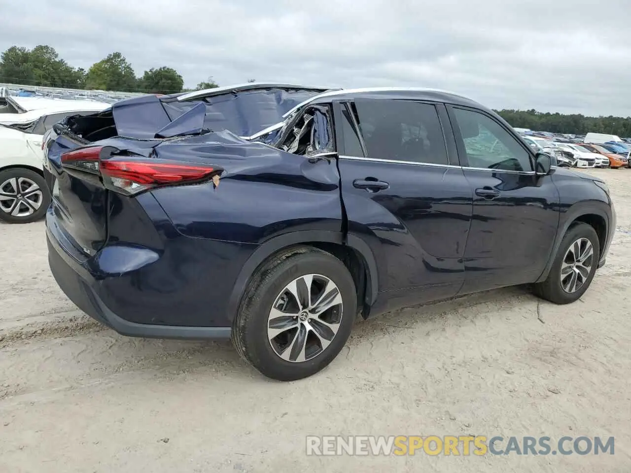 3 Photograph of a damaged car 5TDGZRAH9LS506666 TOYOTA HIGHLANDER 2020