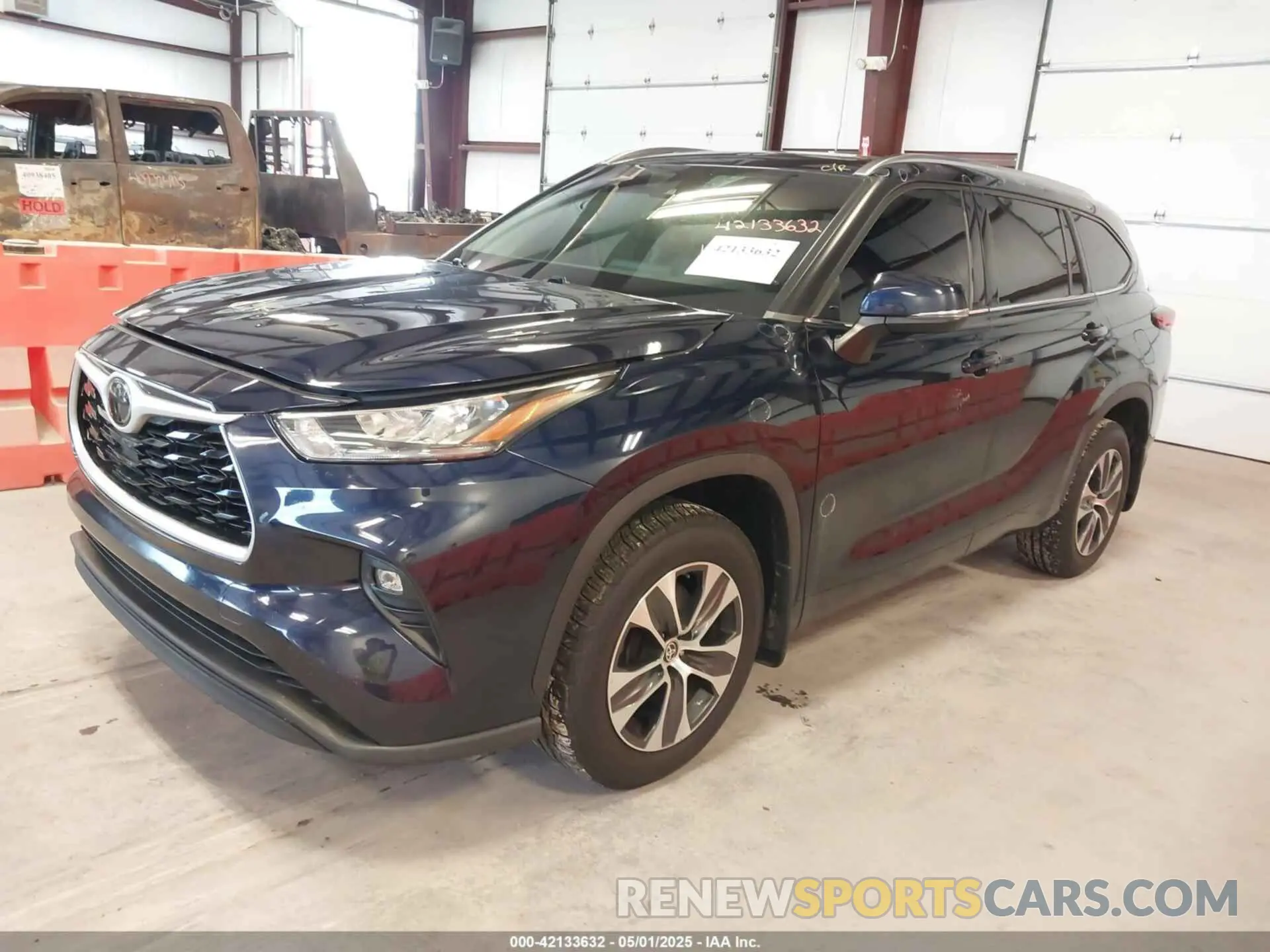 2 Фотография поврежденного автомобиля 5TDGZRBH0LS024229 TOYOTA HIGHLANDER 2020