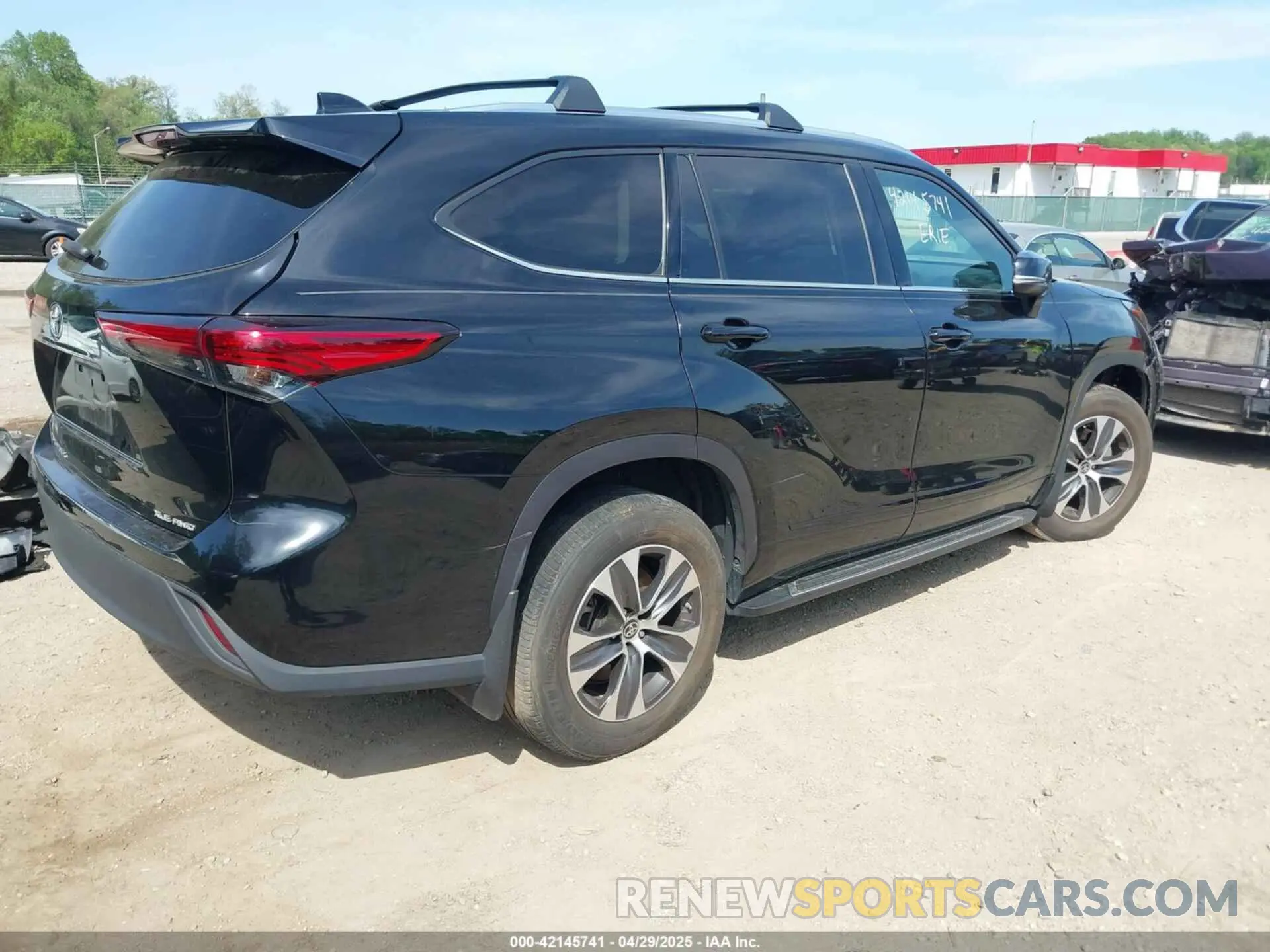 4 Фотография поврежденного автомобиля 5TDGZRBH0LS037336 TOYOTA HIGHLANDER 2020