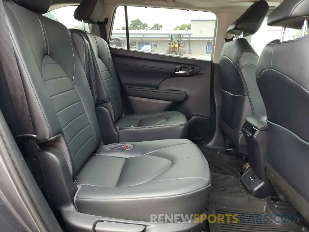 11 Фотография поврежденного автомобиля 5TDGZRBH0LS516808 TOYOTA HIGHLANDER 2020