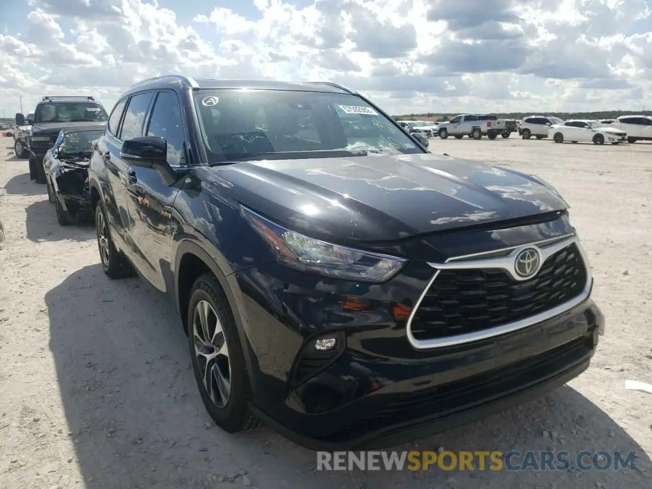 1 Фотография поврежденного автомобиля 5TDGZRBH2LS511464 TOYOTA HIGHLANDER 2020