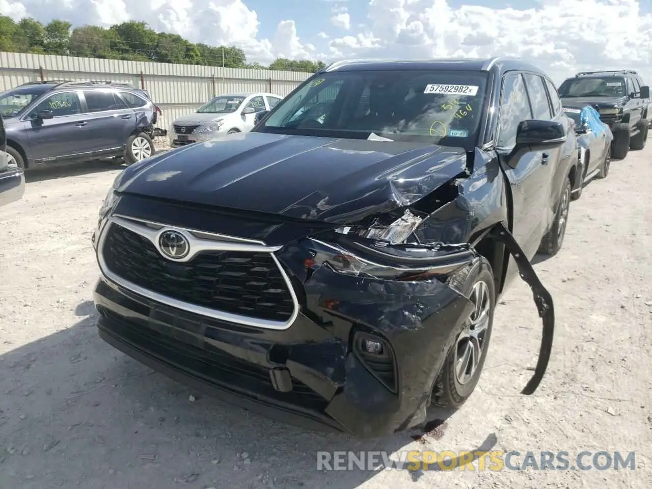 2 Фотография поврежденного автомобиля 5TDGZRBH2LS511464 TOYOTA HIGHLANDER 2020