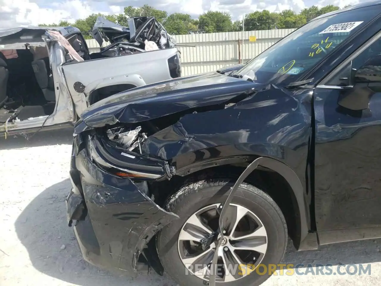 9 Фотография поврежденного автомобиля 5TDGZRBH2LS511464 TOYOTA HIGHLANDER 2020