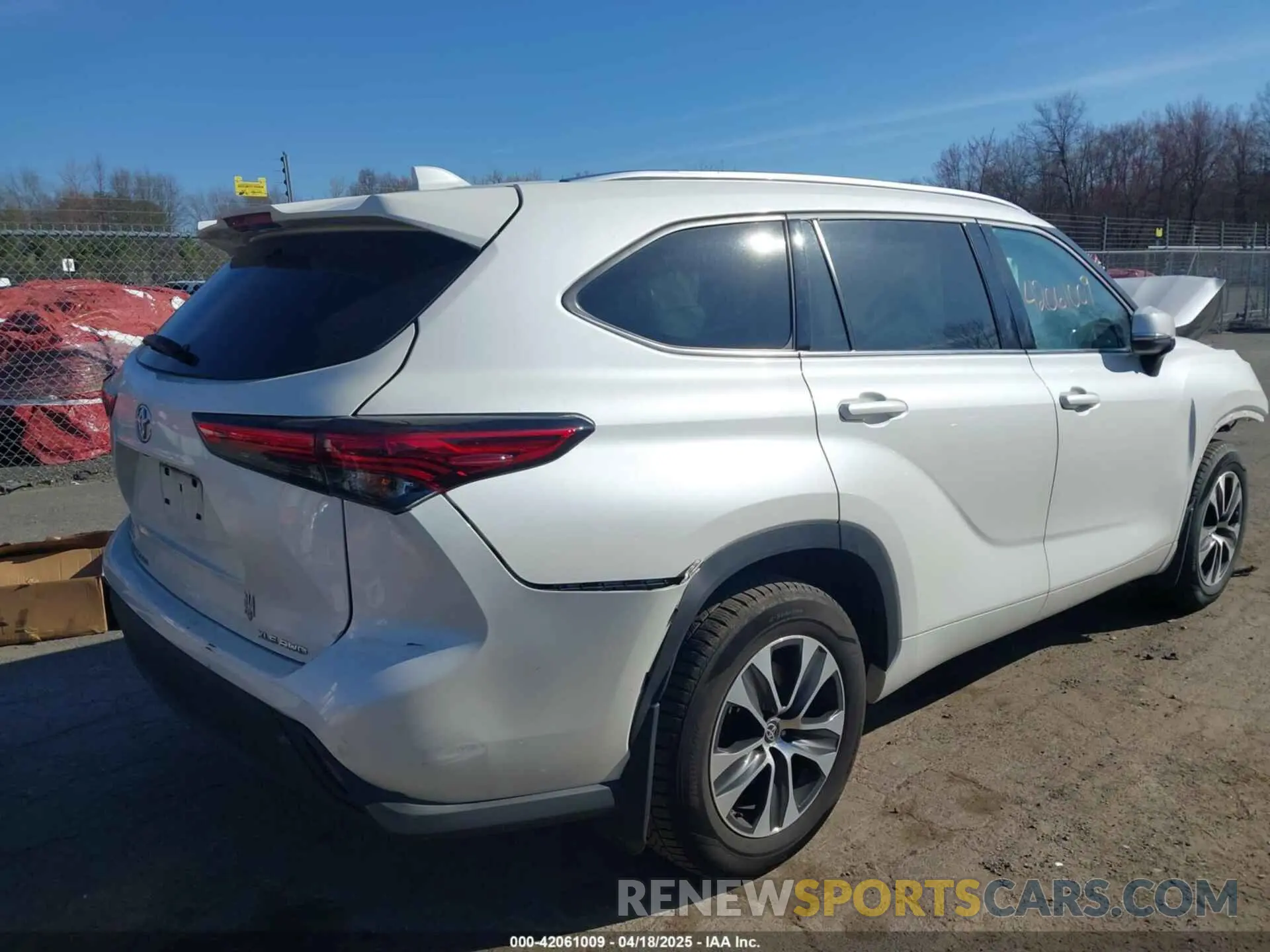 4 Фотография поврежденного автомобиля 5TDGZRBH4LS031264 TOYOTA HIGHLANDER 2020
