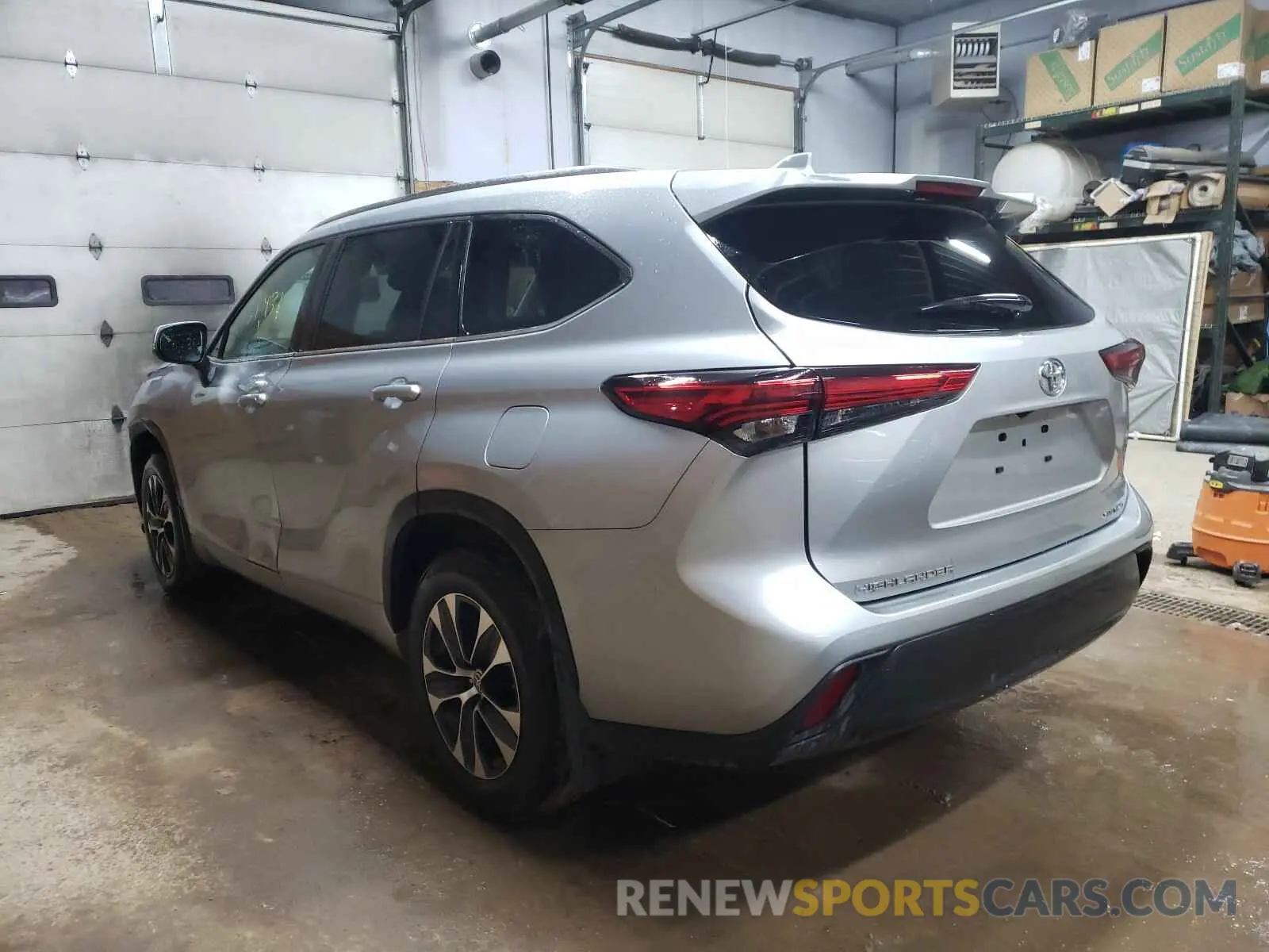 3 Photograph of a damaged car 5TDGZRBH4LS502491 TOYOTA HIGHLANDER 2020