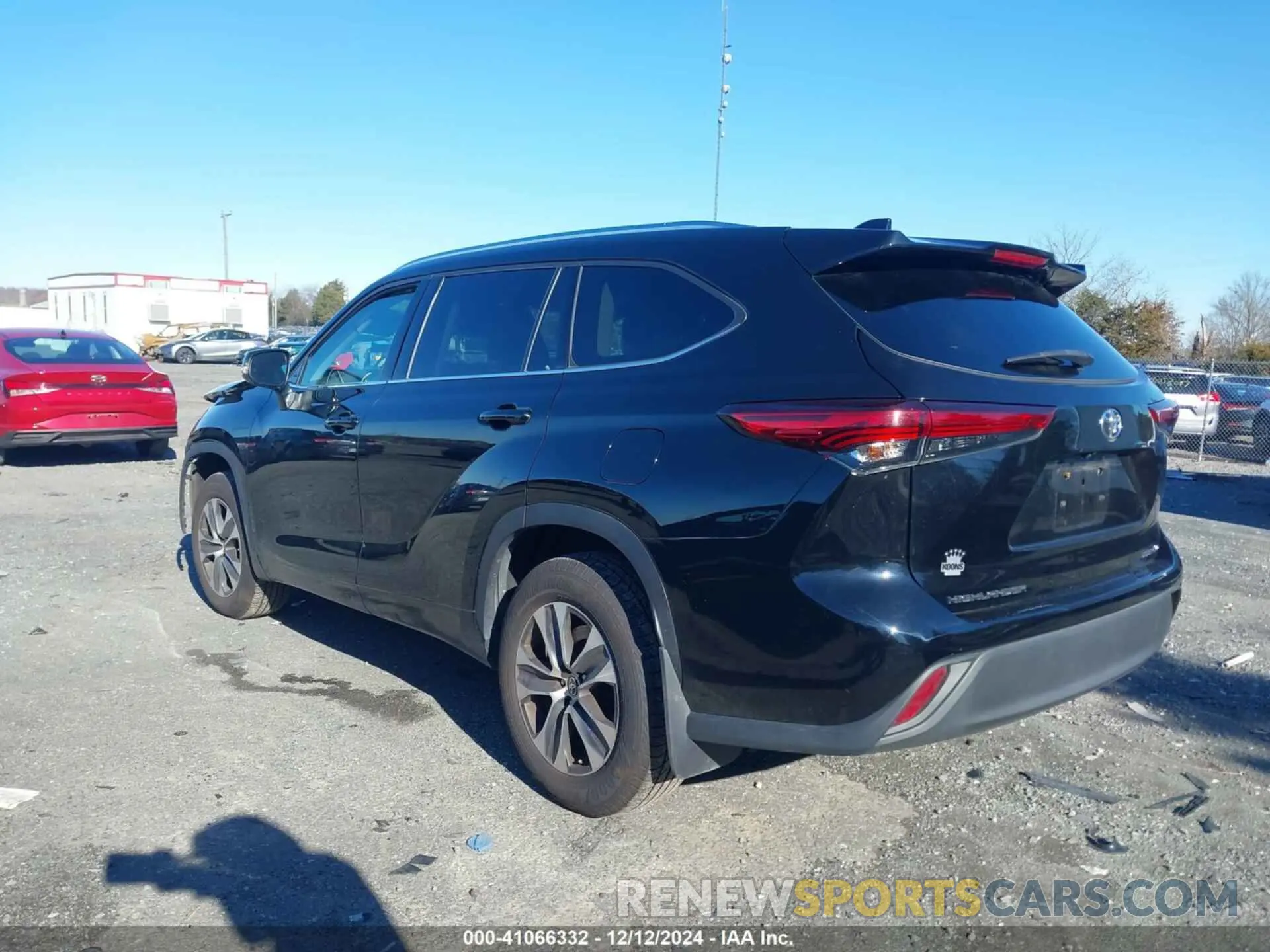 3 Фотография поврежденного автомобиля 5TDGZRBH4LS508145 TOYOTA HIGHLANDER 2020
