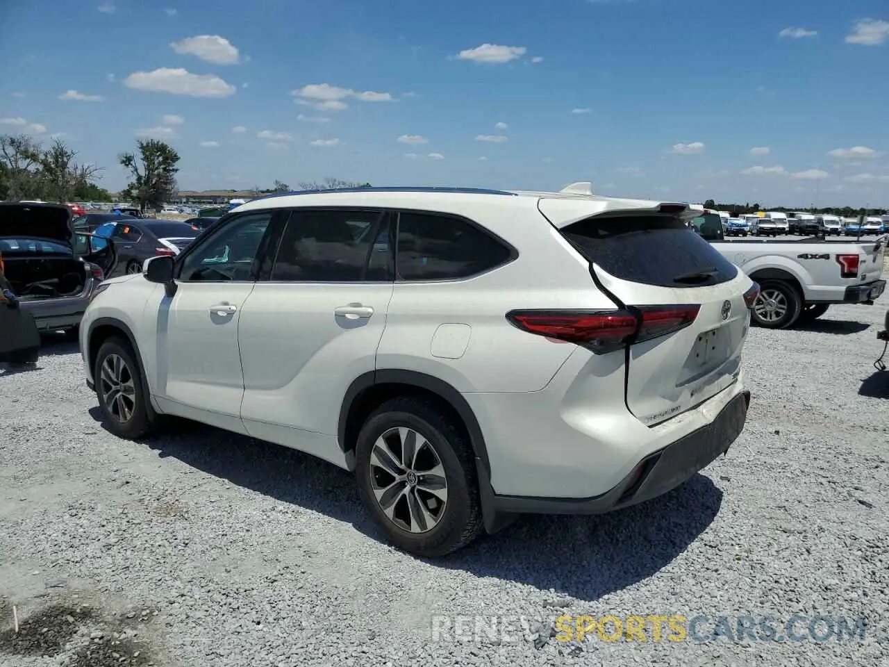 2 Photograph of a damaged car 5TDGZRBH5LS519400 TOYOTA HIGHLANDER 2020