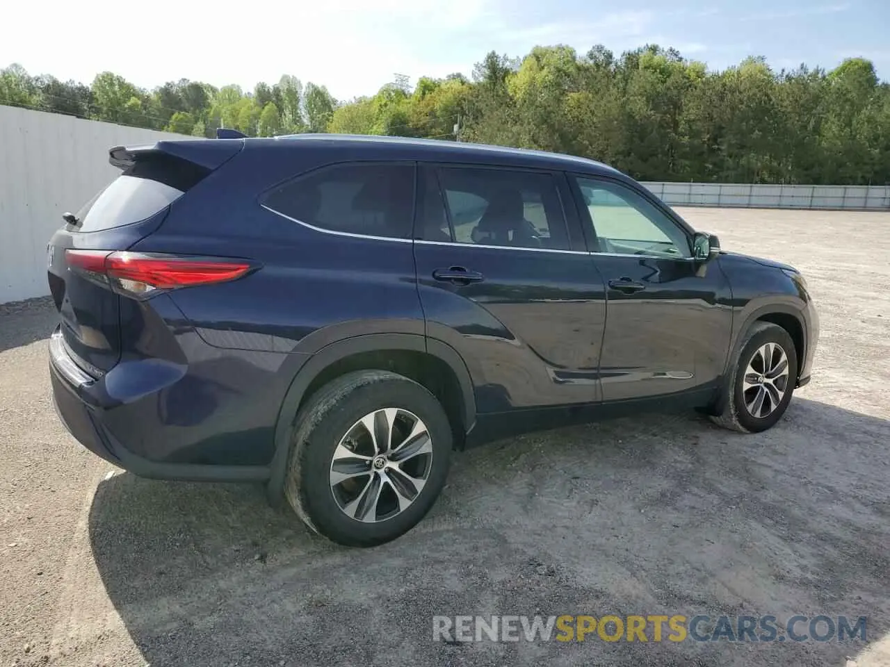 3 Photograph of a damaged car 5TDGZRBH6LS050513 TOYOTA HIGHLANDER 2020