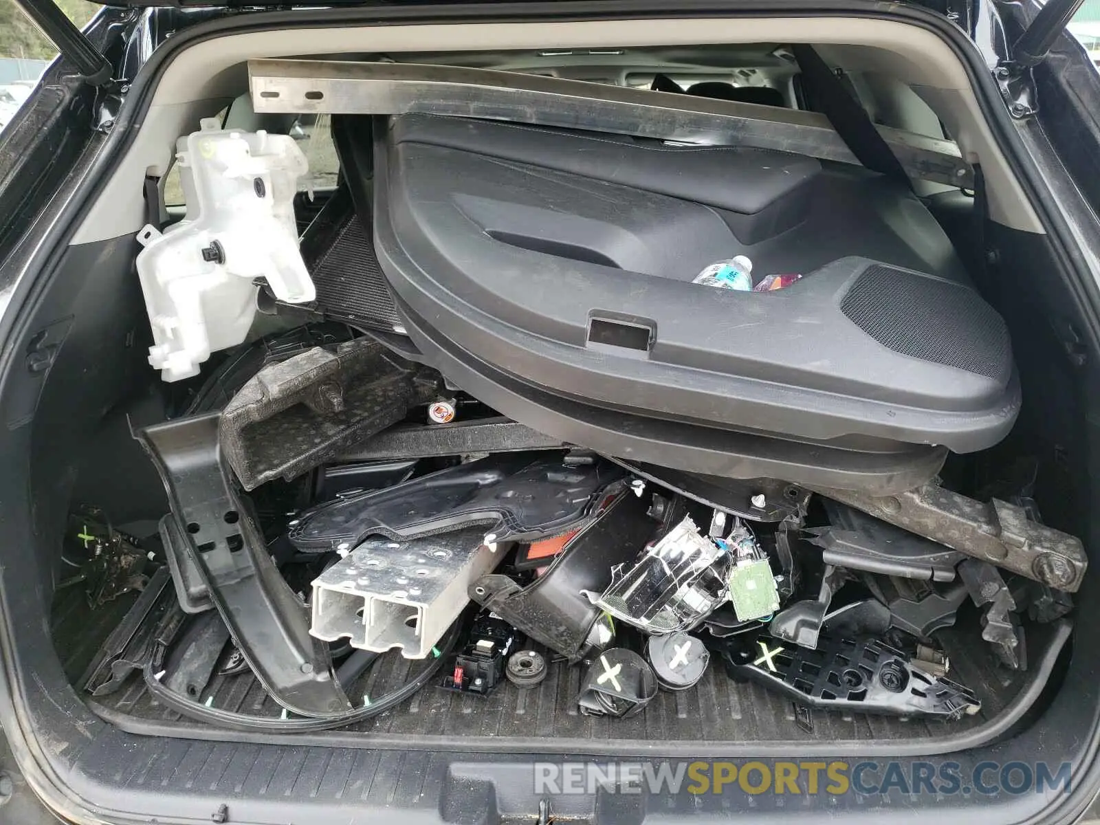 9 Photograph of a damaged car 5TDGZRBH6LS506364 TOYOTA HIGHLANDER 2020
