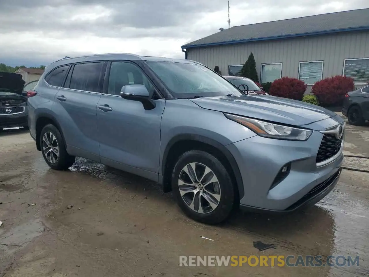 4 Photograph of a damaged car 5TDGZRBH8LS024401 TOYOTA HIGHLANDER 2020