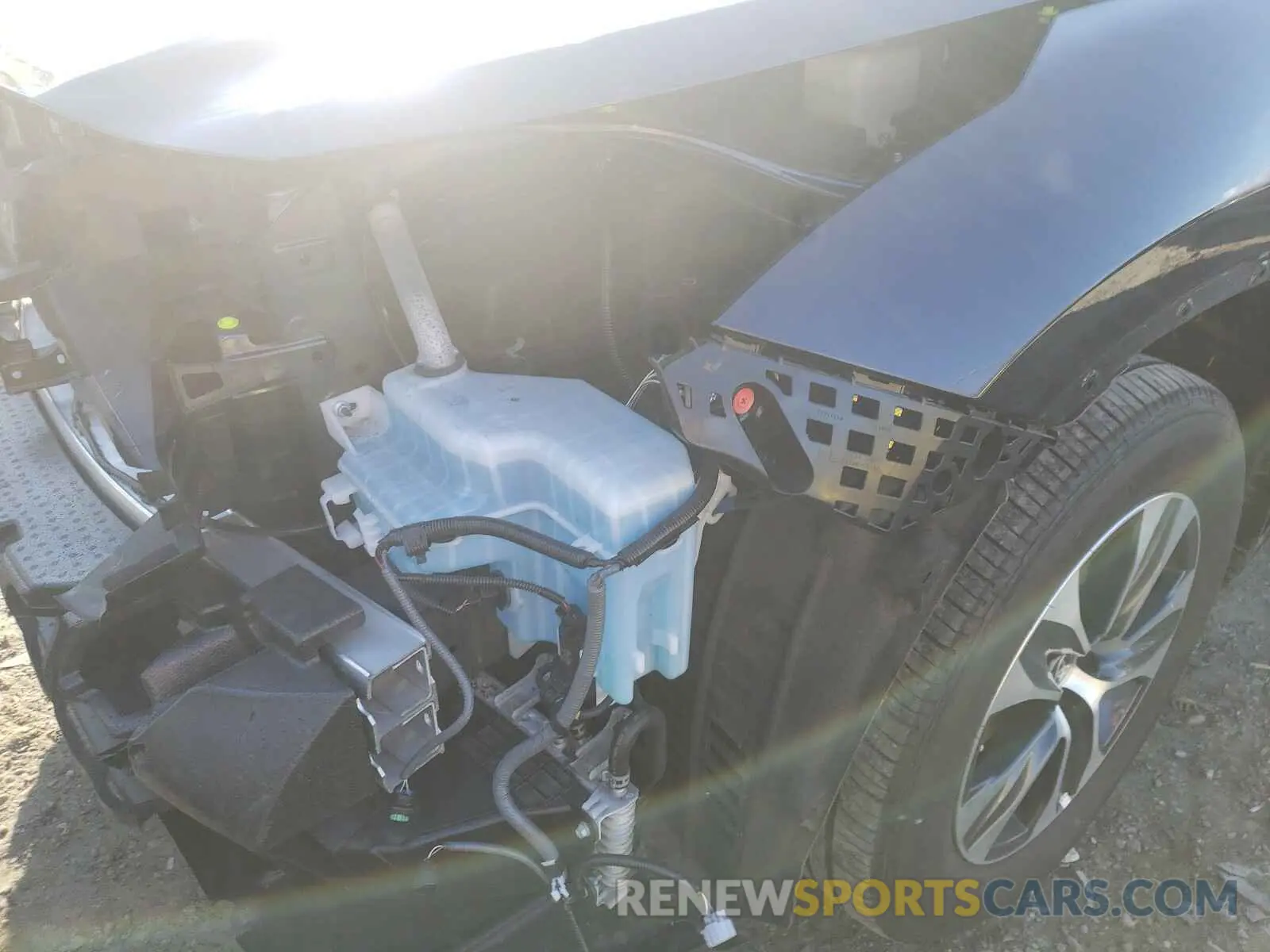 9 Photograph of a damaged car 5TDGZRBH9LS027310 TOYOTA HIGHLANDER 2020