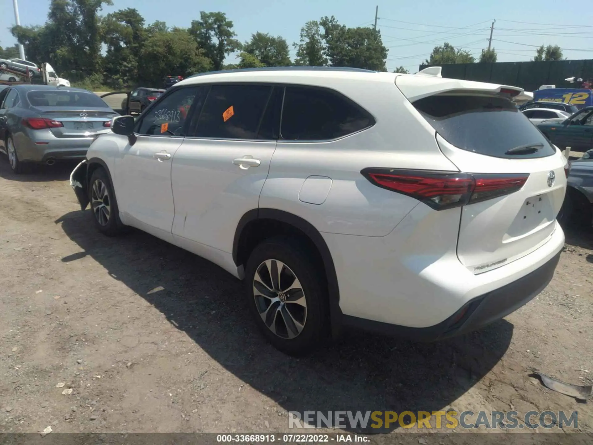 3 Photograph of a damaged car 5TDGZRBH9LS505953 TOYOTA HIGHLANDER 2020
