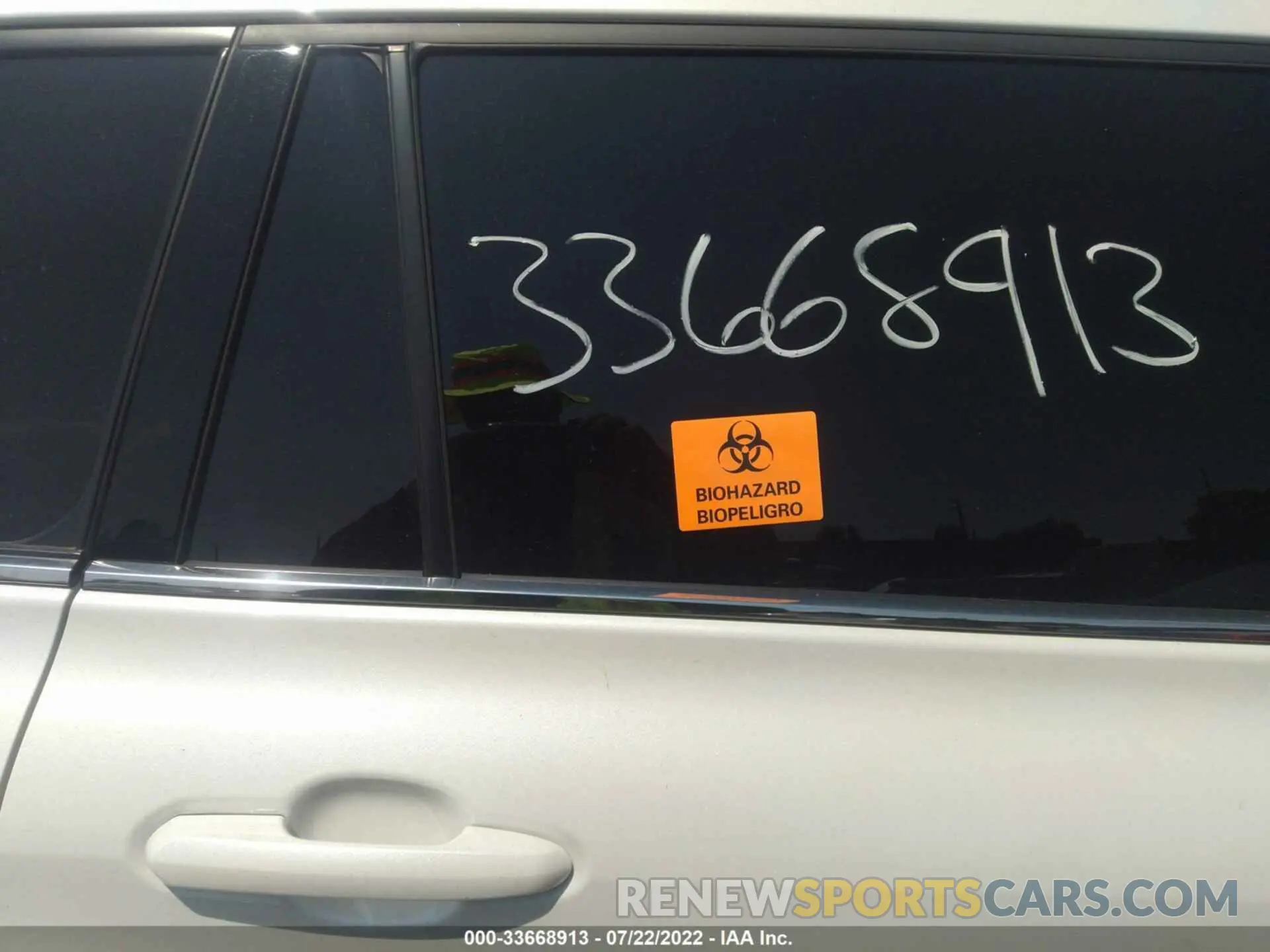 8 Photograph of a damaged car 5TDGZRBH9LS505953 TOYOTA HIGHLANDER 2020