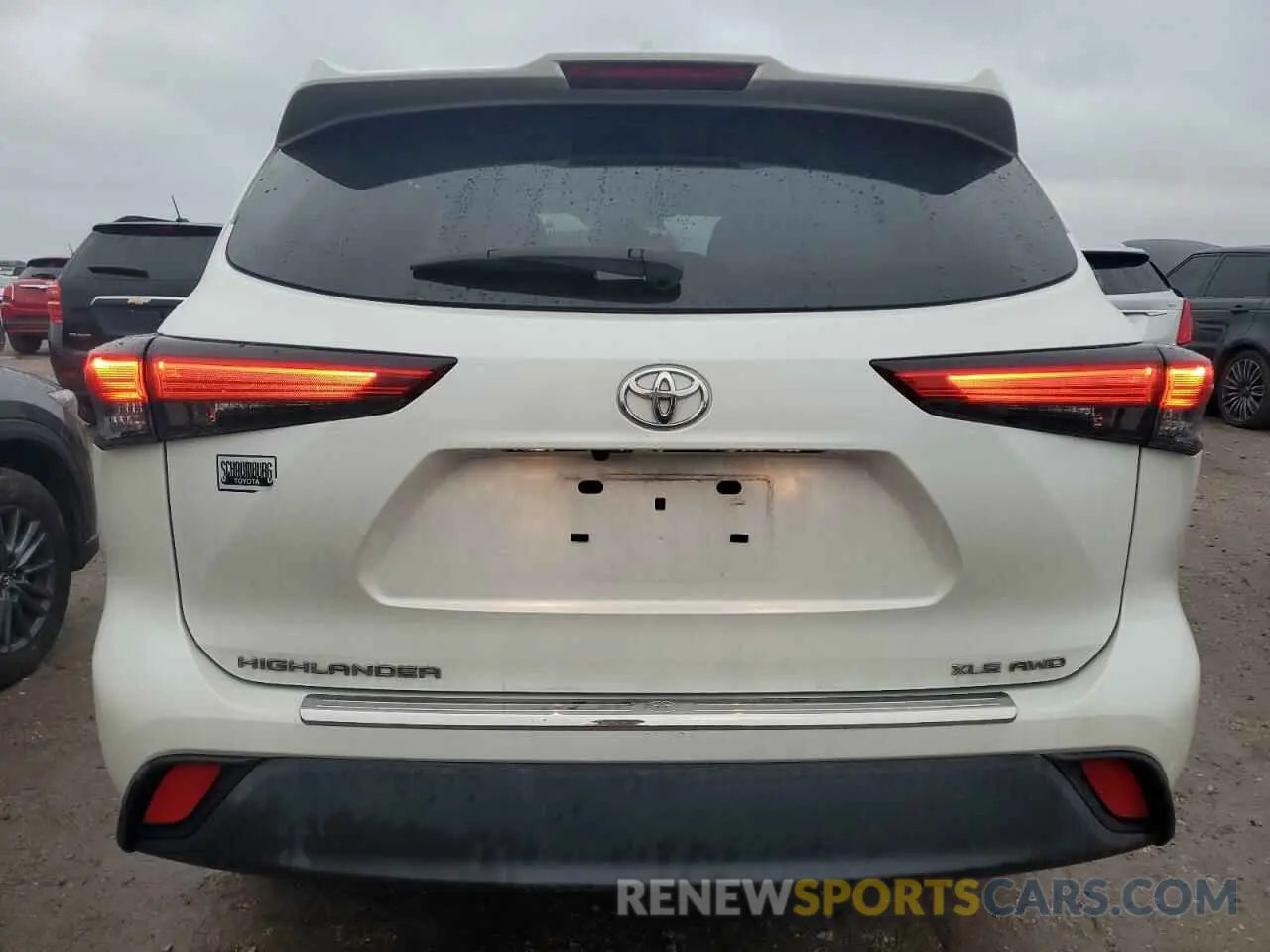 6 Photograph of a damaged car 5TDGZRBHXLS510451 TOYOTA HIGHLANDER 2020