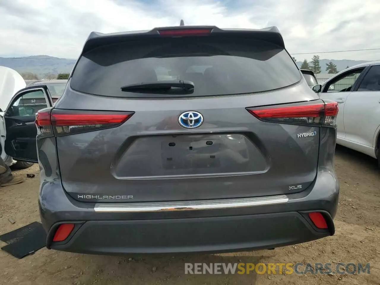 6 Photograph of a damaged car 5TDHBRCH1LS508045 TOYOTA HIGHLANDER 2020