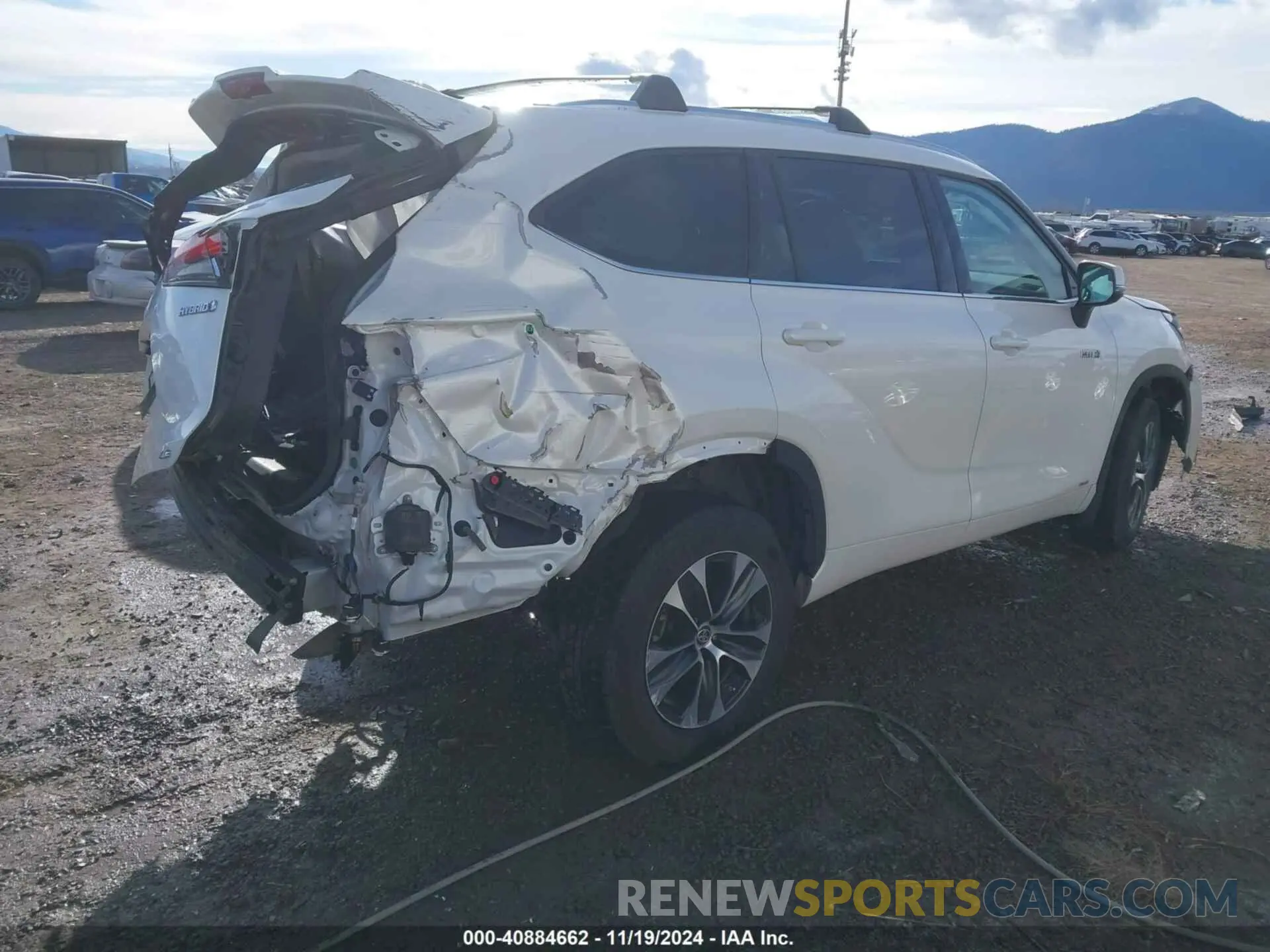 4 Фотография поврежденного автомобиля 5TDHBRCH3LS500464 TOYOTA HIGHLANDER 2020
