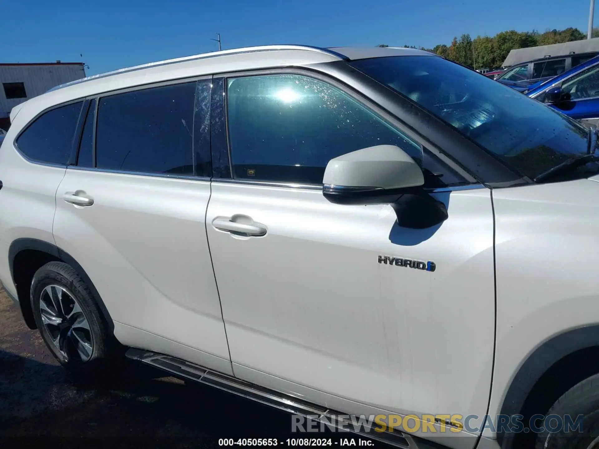 12 Photograph of a damaged car 5TDHBRCH3LS508354 TOYOTA HIGHLANDER 2020