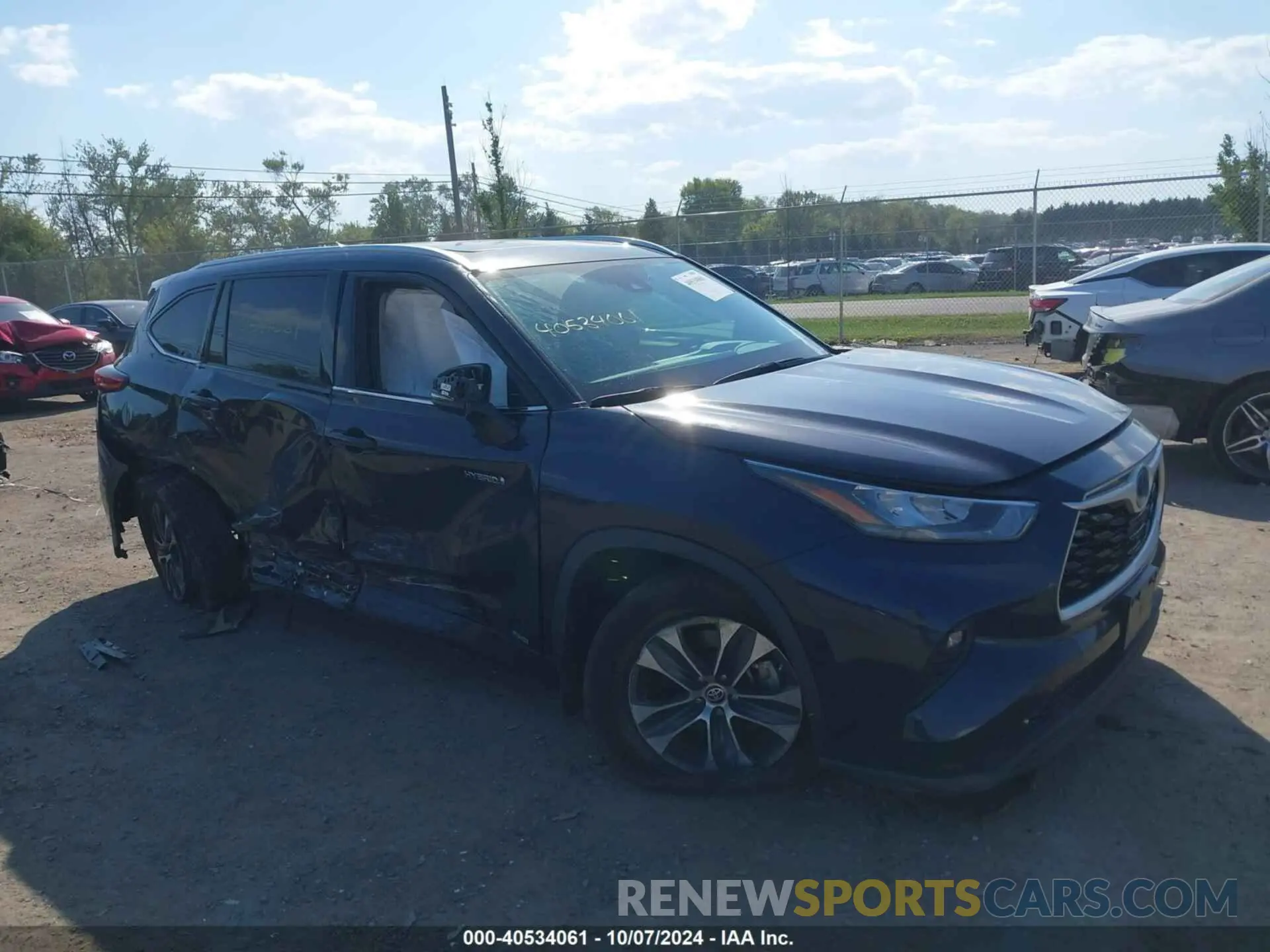 1 Фотография поврежденного автомобиля 5TDHBRCH5LS513877 TOYOTA HIGHLANDER 2020