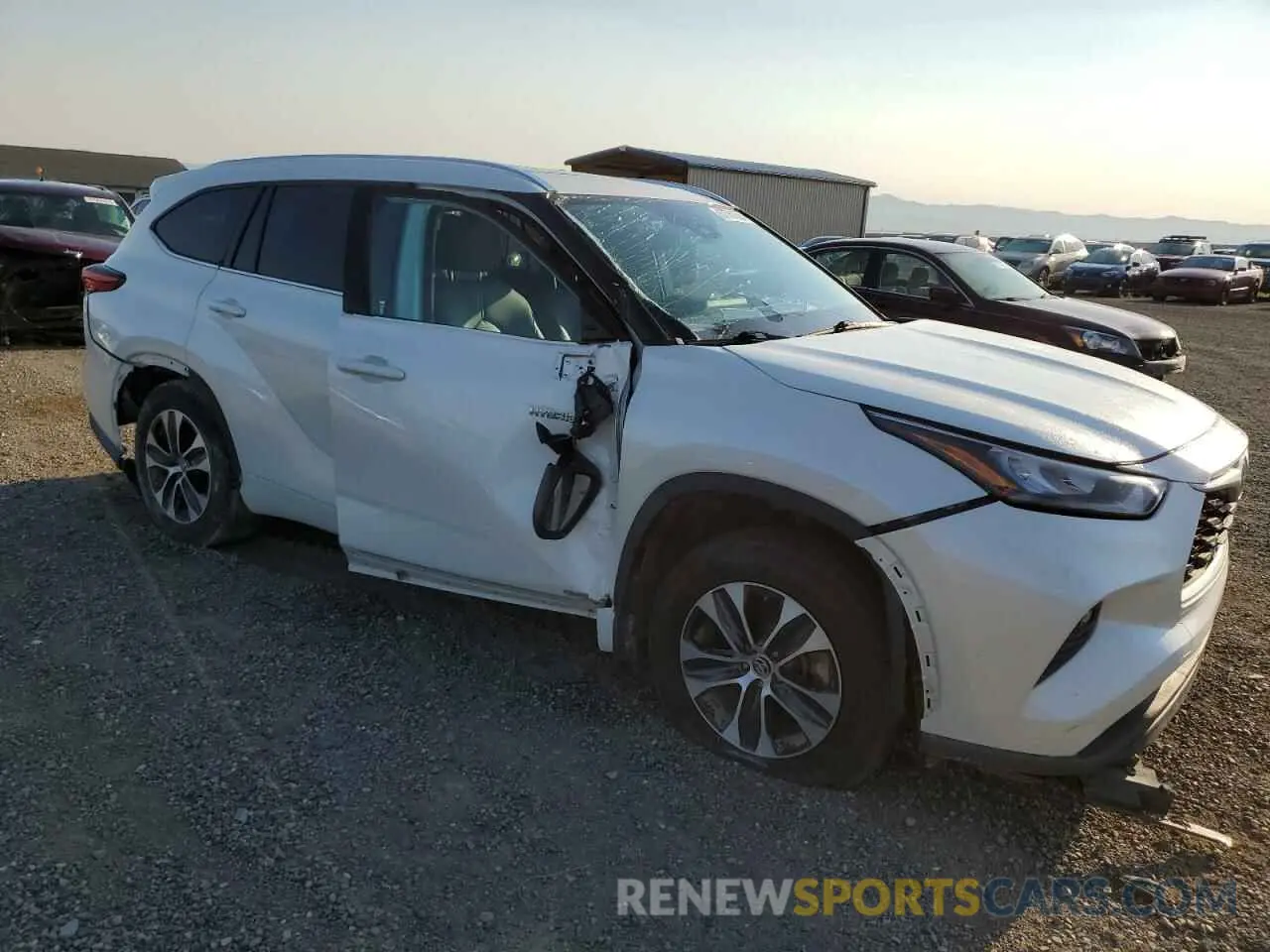 4 Фотография поврежденного автомобиля 5TDHBRCH8LS511623 TOYOTA HIGHLANDER 2020