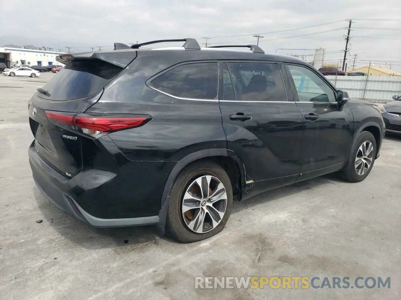 3 Photograph of a damaged car 5TDHBRCHXLS503524 TOYOTA HIGHLANDER 2020