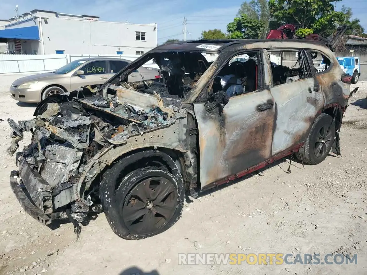1 Photograph of a damaged car 5TDHZRAH5LS003463 TOYOTA HIGHLANDER 2020
