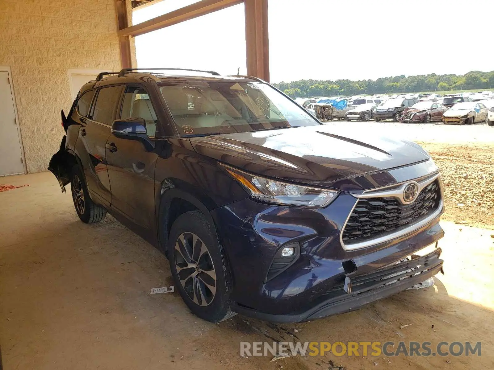 1 Photograph of a damaged car 5TDHZRAH5LS017928 TOYOTA HIGHLANDER 2020
