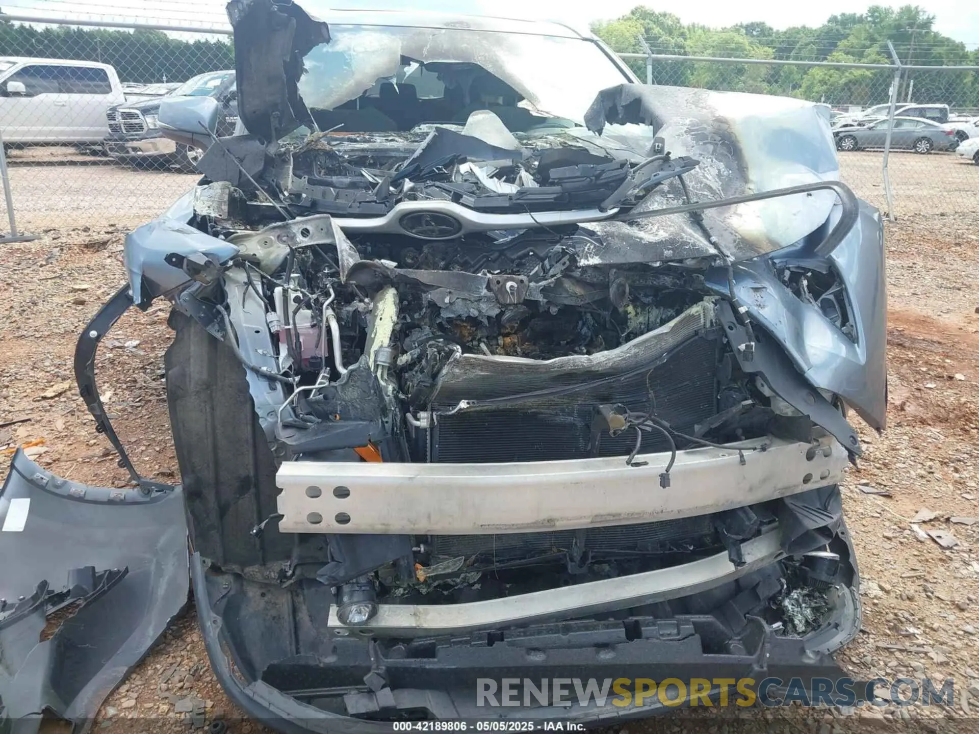 17 Photograph of a damaged car 5TDHZRAHXLS027905 TOYOTA HIGHLANDER 2020