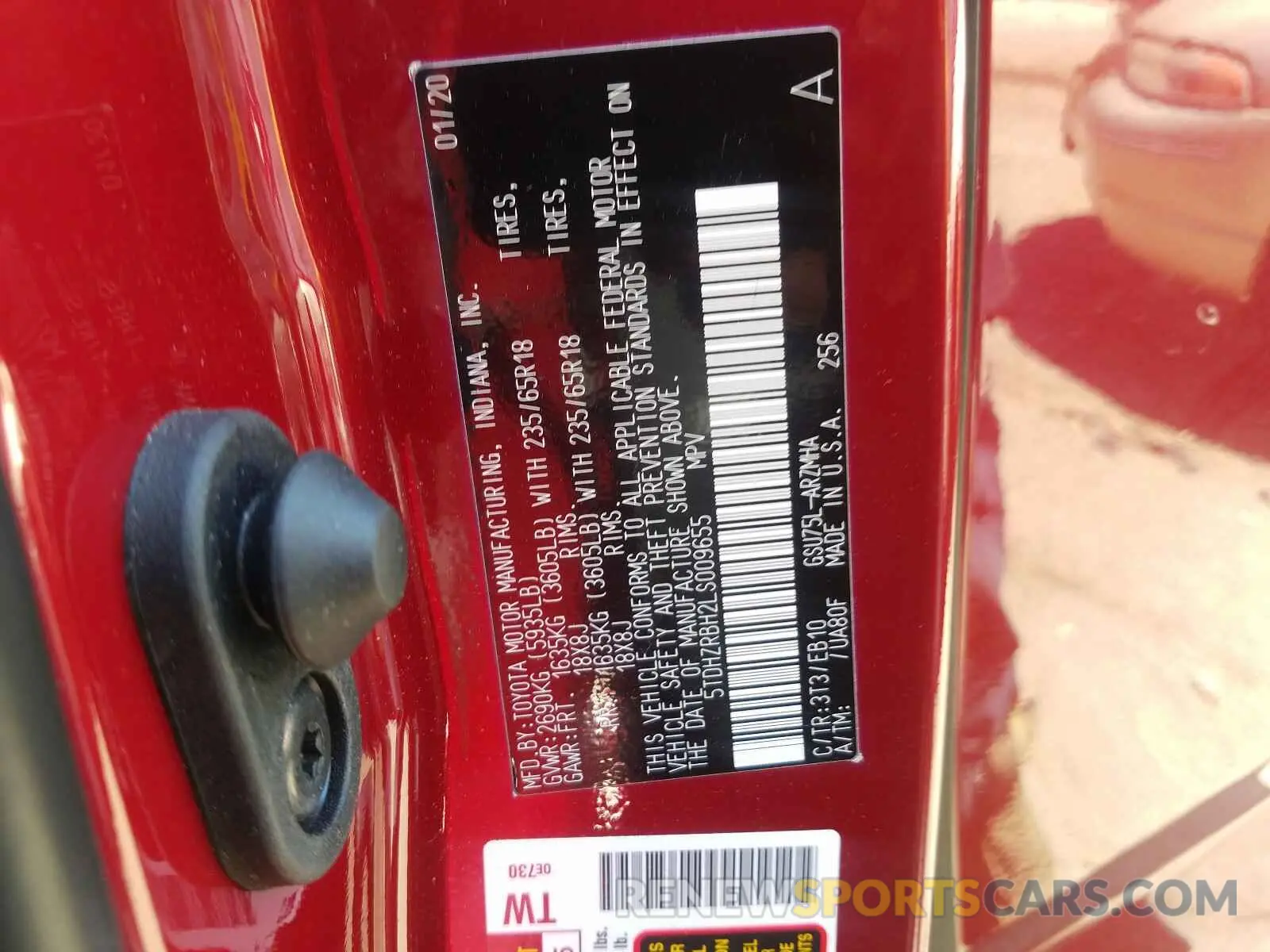 10 Photograph of a damaged car 5TDHZRBH2LS009655 TOYOTA HIGHLANDER 2020