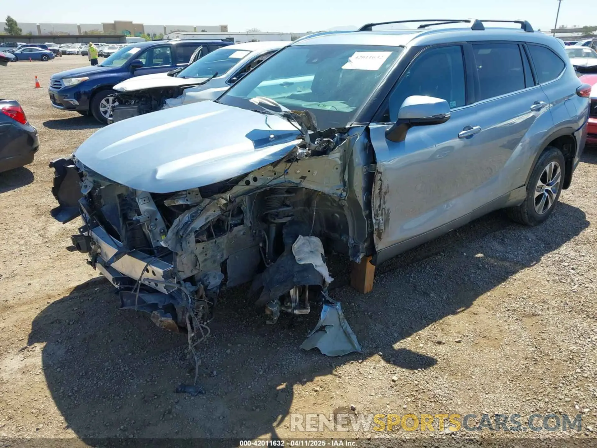 6 Photograph of a damaged car 5TDHZRBH3LS020065 TOYOTA HIGHLANDER 2020