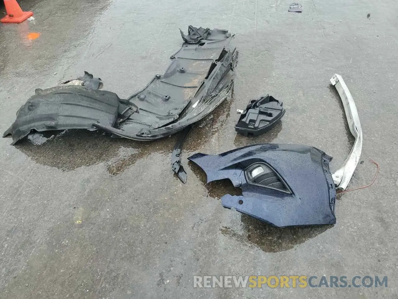 13 Photograph of a damaged car 5TDYZRAH0LS008778 TOYOTA HIGHLANDER 2020