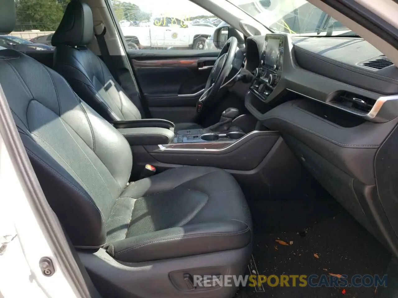 5 Photograph of a damaged car 5TDYZRAH0LS009459 TOYOTA HIGHLANDER 2020