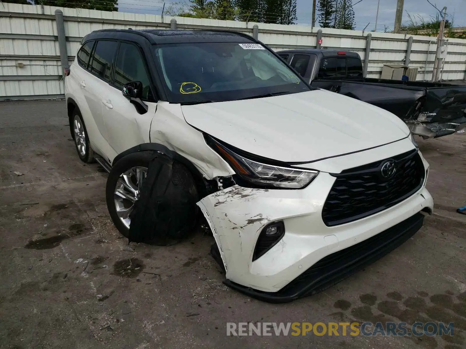 1 Photograph of a damaged car 5TDYZRAH3LS028121 TOYOTA HIGHLANDER 2020