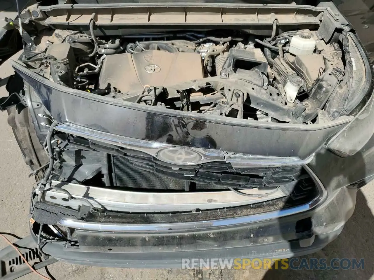 12 Photograph of a damaged car 5TDYZRAH7LS016179 TOYOTA HIGHLANDER 2020