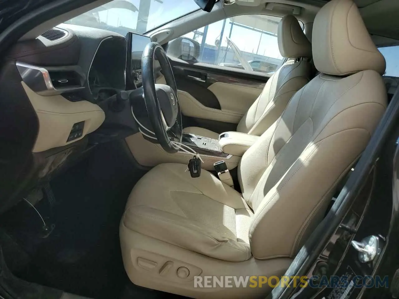 7 Photograph of a damaged car 5TDYZRAH7LS016179 TOYOTA HIGHLANDER 2020