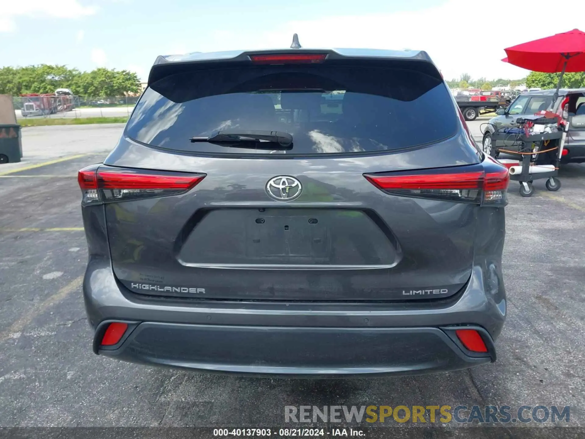16 Photograph of a damaged car 5TDYZRAH8LS015512 TOYOTA HIGHLANDER 2020
