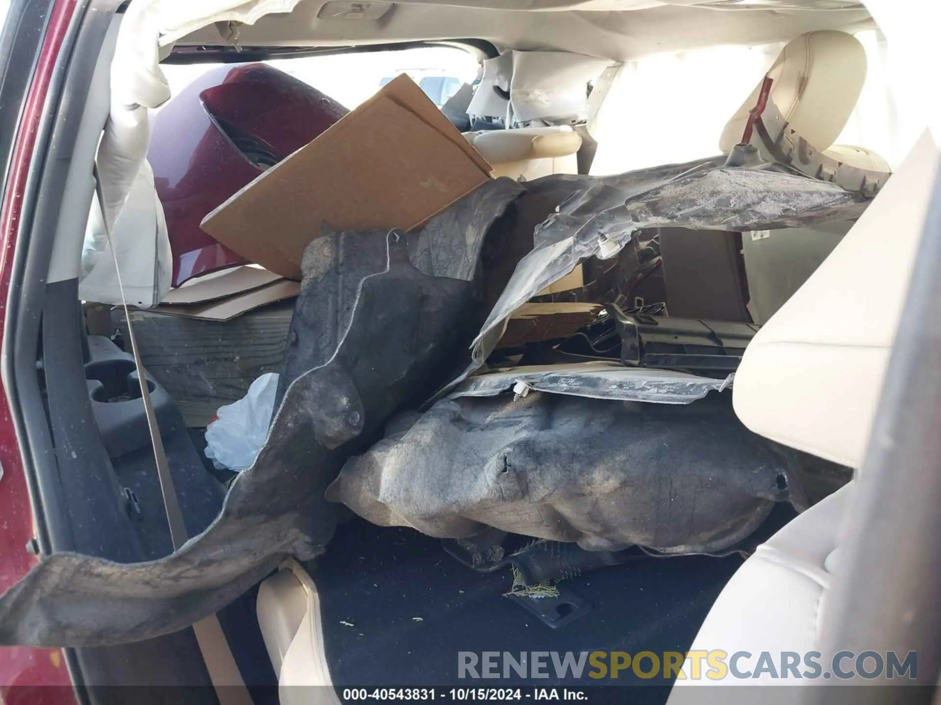 8 Photograph of a damaged car 5TDYZRAH9LS009783 TOYOTA HIGHLANDER 2020