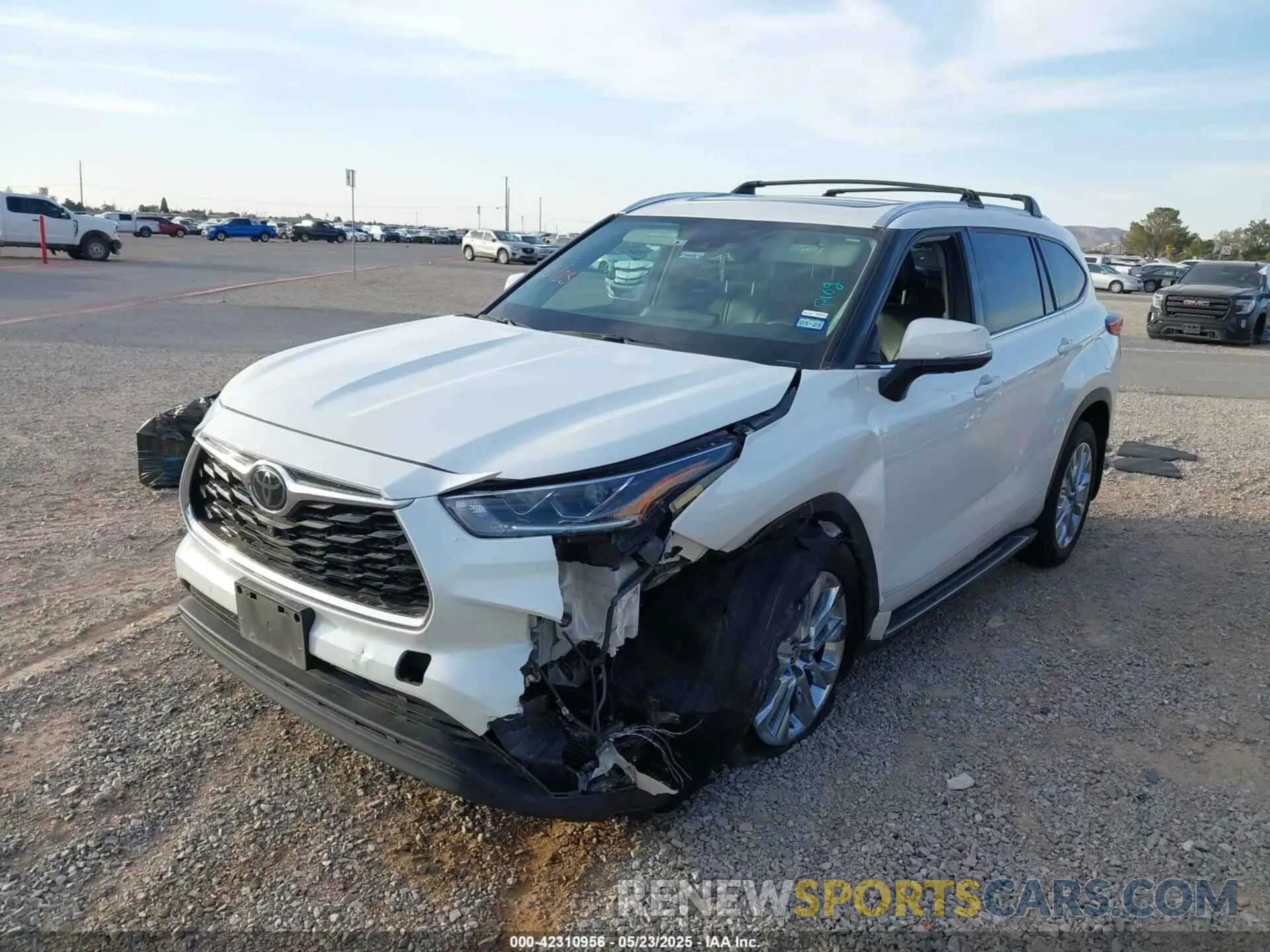 2 Фотография поврежденного автомобиля 5TDYZRAH9LS029483 TOYOTA HIGHLANDER 2020