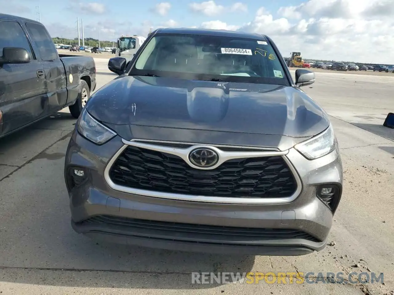 5 Photograph of a damaged car 5TDZZRAH2LS017857 TOYOTA HIGHLANDER 2020