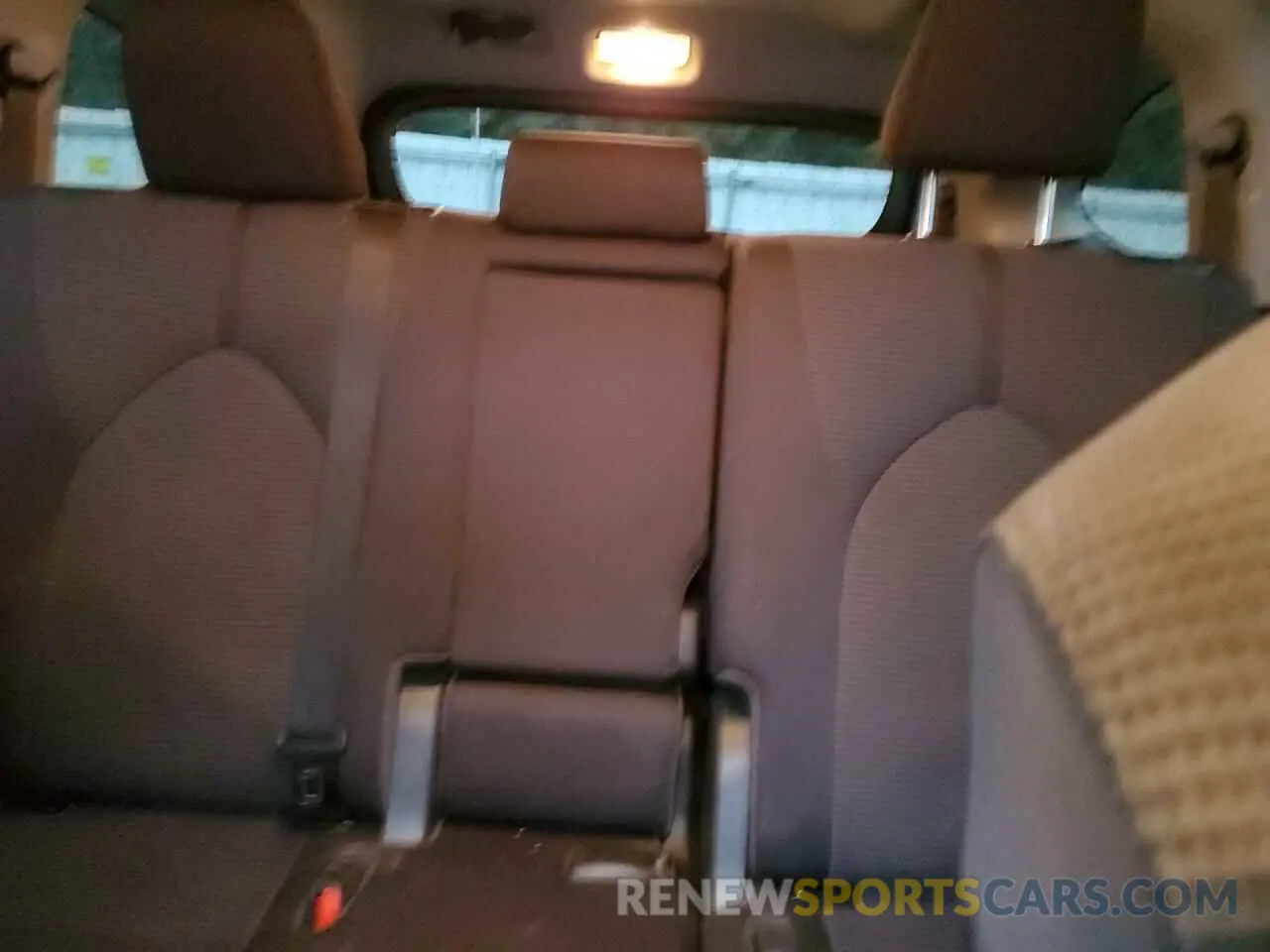 10 Фотография поврежденного автомобиля 5TDZZRAH3LS009797 TOYOTA HIGHLANDER 2020