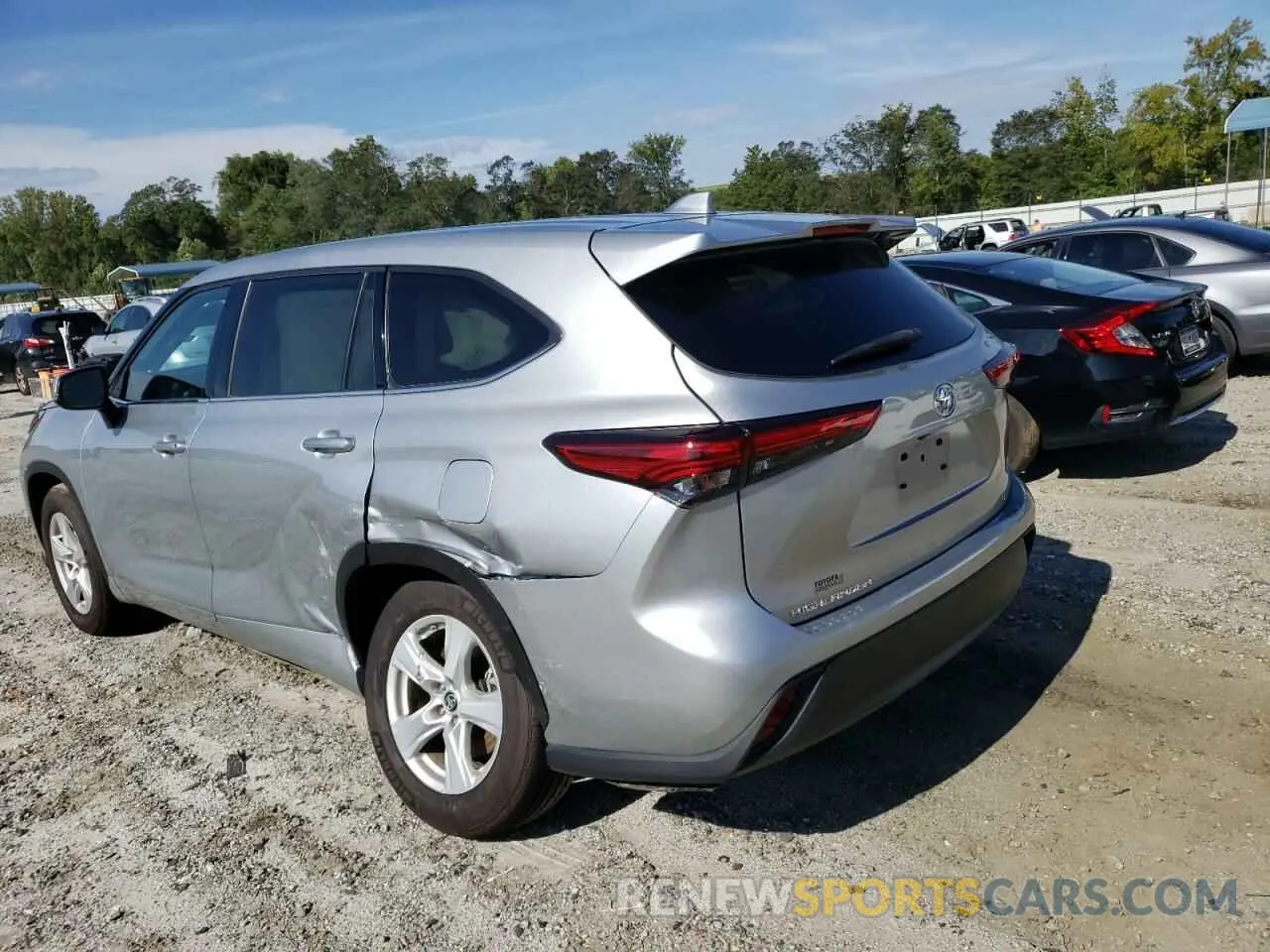 2 Photograph of a damaged car 5TDZZRAH4LS501349 TOYOTA HIGHLANDER 2020