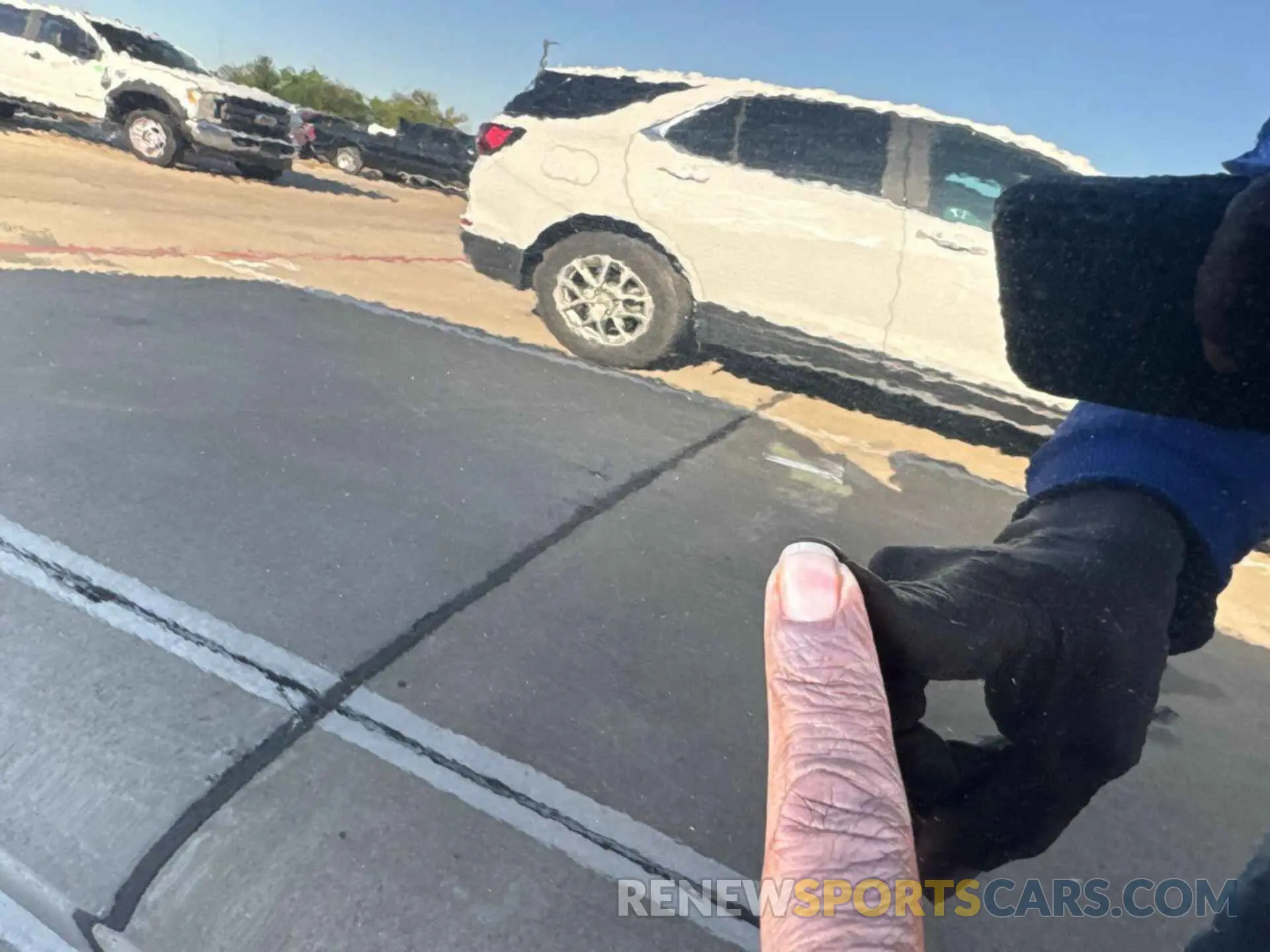 14 Photograph of a damaged car 5TDBBRCH2MS528165 TOYOTA HIGHLANDER 2021