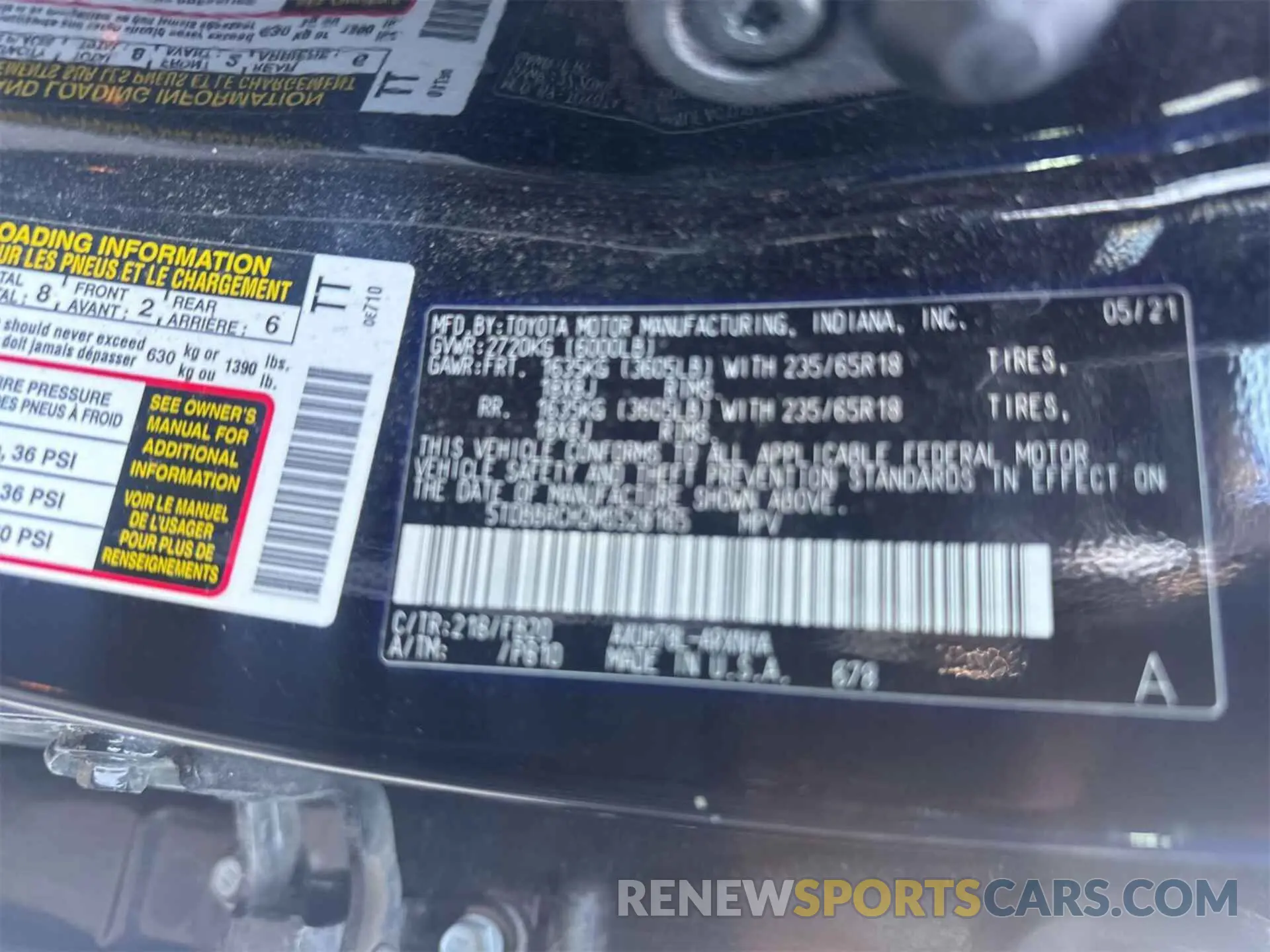 18 Photograph of a damaged car 5TDBBRCH2MS528165 TOYOTA HIGHLANDER 2021