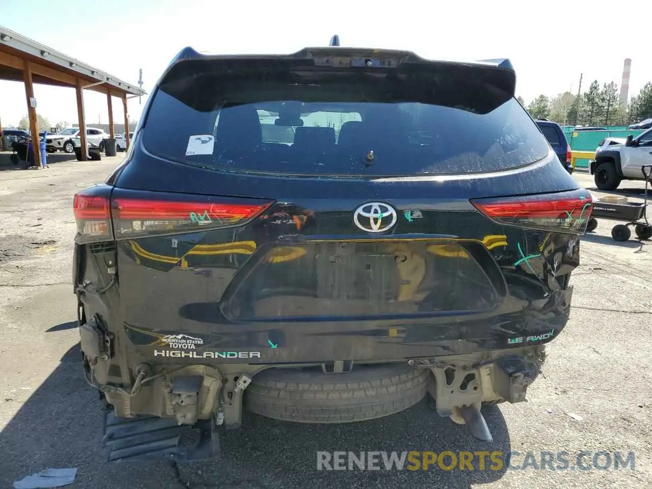 6 Photograph of a damaged car 5TDBZRBH1MS537811 TOYOTA HIGHLANDER 2021