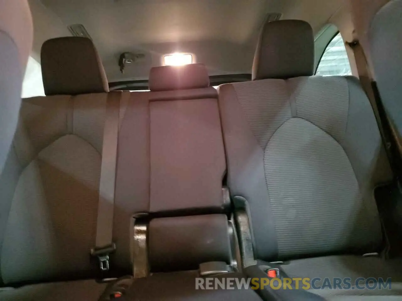 10 Фотография поврежденного автомобиля 5TDBZRBH3MS535784 TOYOTA HIGHLANDER 2021