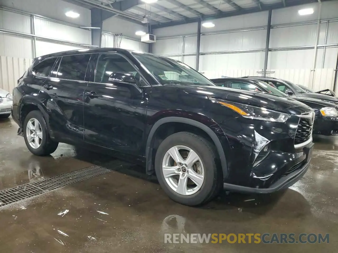 4 Photograph of a damaged car 5TDBZRBH4MS546549 TOYOTA HIGHLANDER 2021
