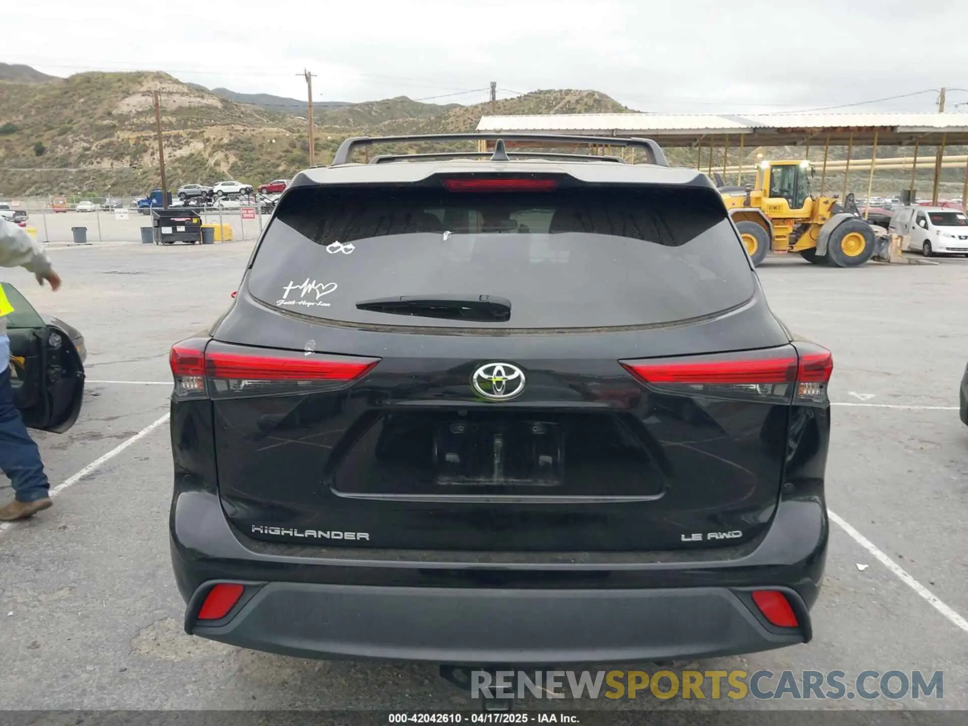 16 Photograph of a damaged car 5TDBZRBH5MS543644 TOYOTA HIGHLANDER 2021