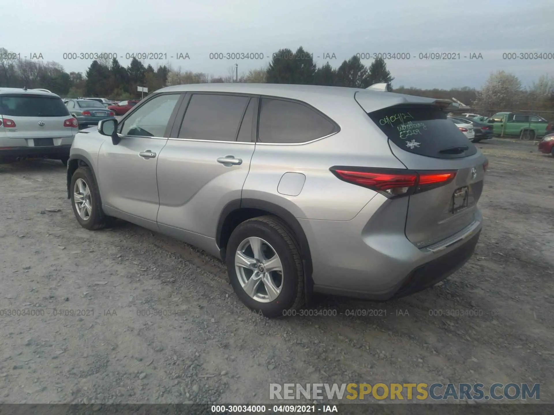 3 Photograph of a damaged car 5TDBZRBH6MS088965 TOYOTA HIGHLANDER 2021