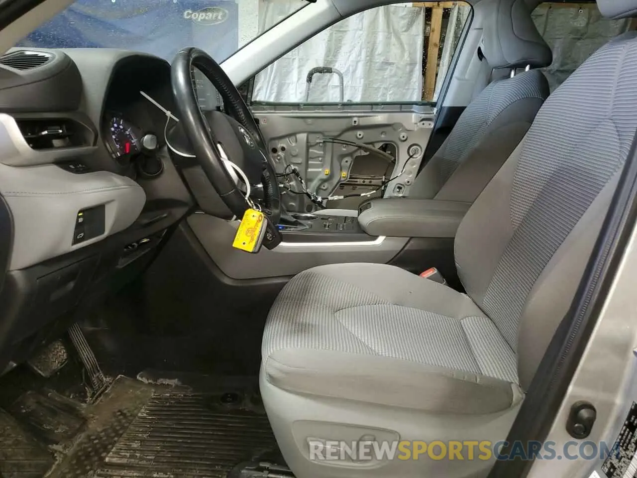 7 Photograph of a damaged car 5TDBZRBH6MS523435 TOYOTA HIGHLANDER 2021