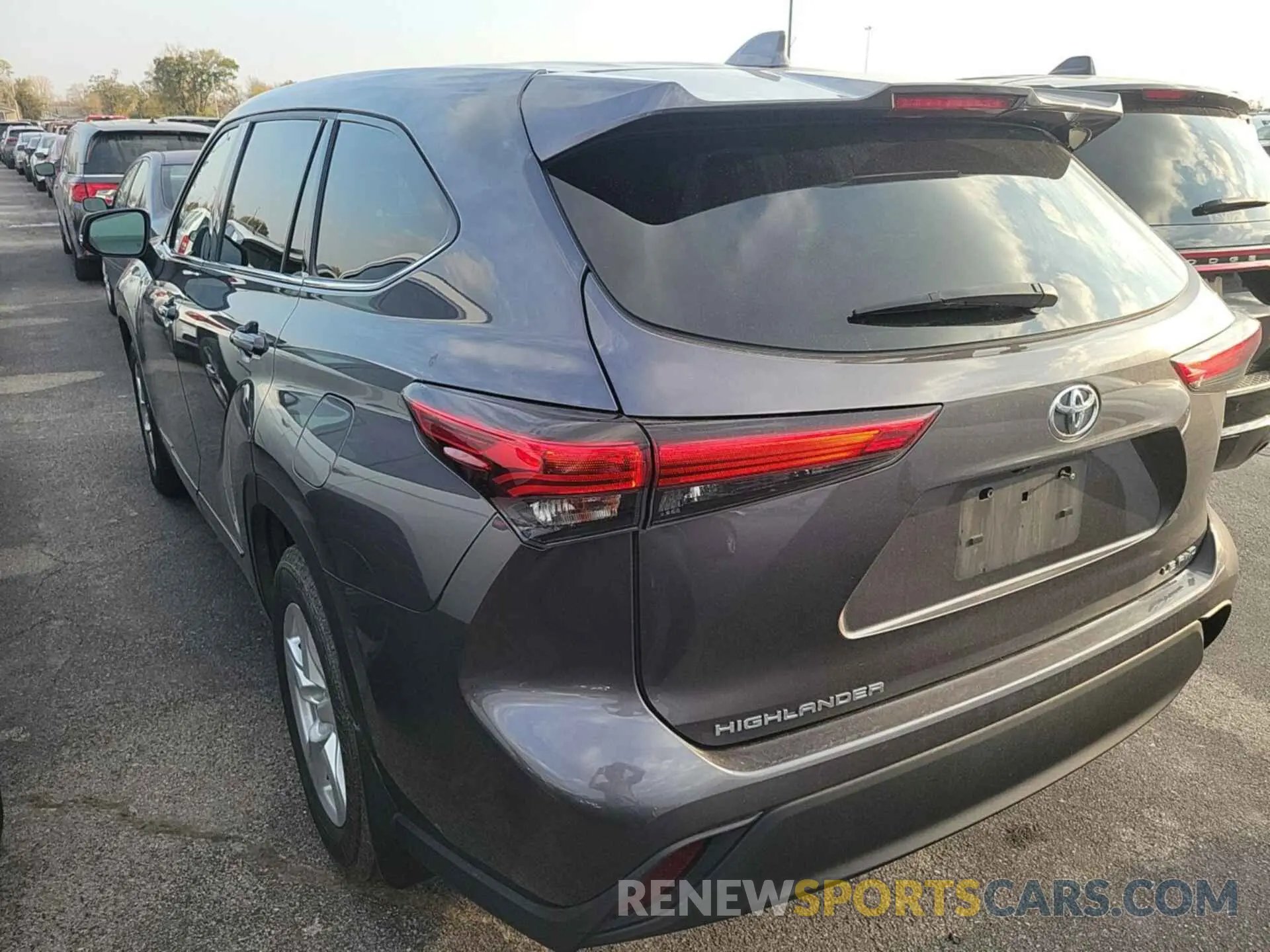5 Photograph of a damaged car 5TDBZRBH6MS532720 TOYOTA HIGHLANDER 2021
