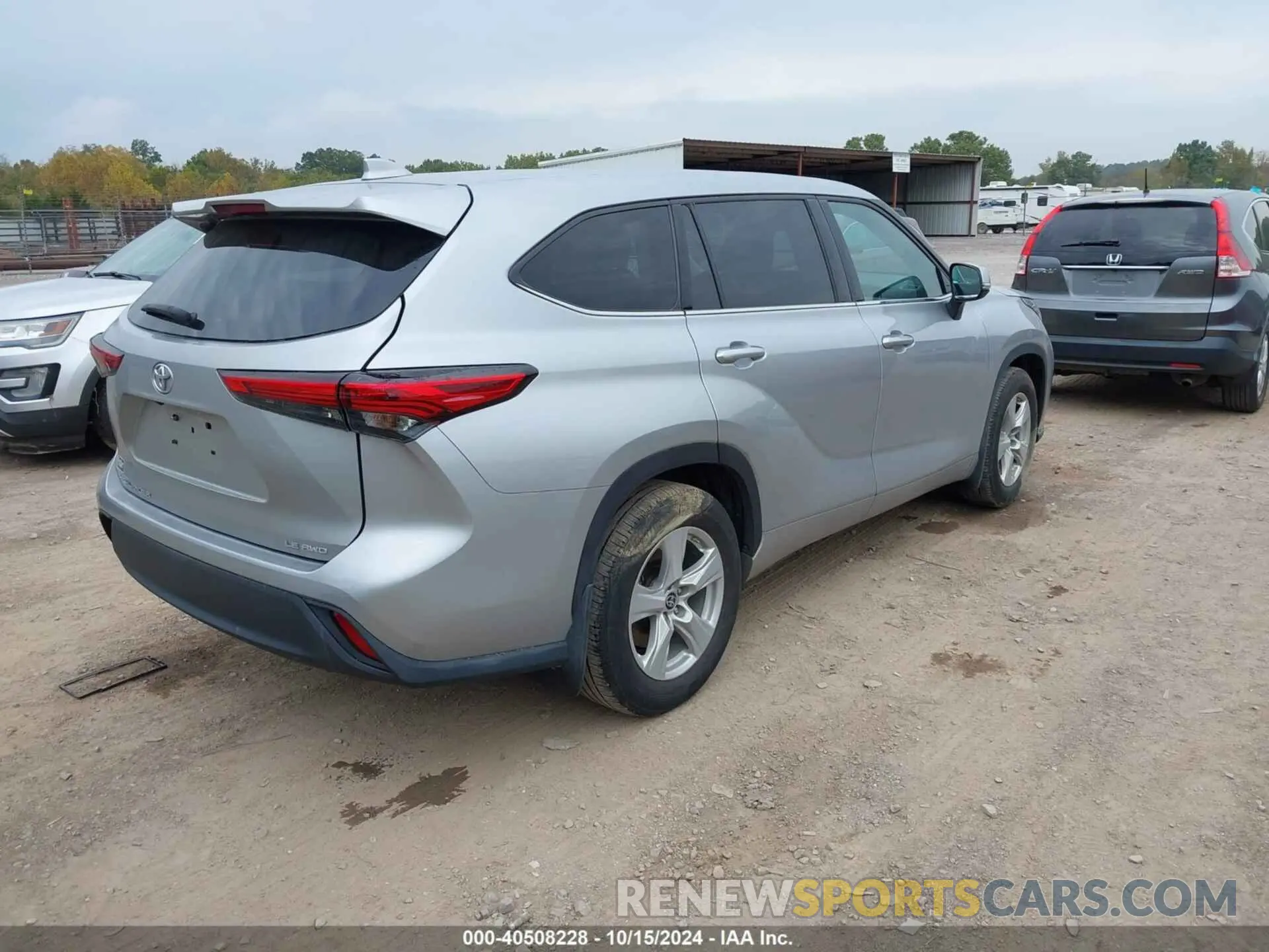 4 Photograph of a damaged car 5TDBZRBH8MS532623 TOYOTA HIGHLANDER 2021